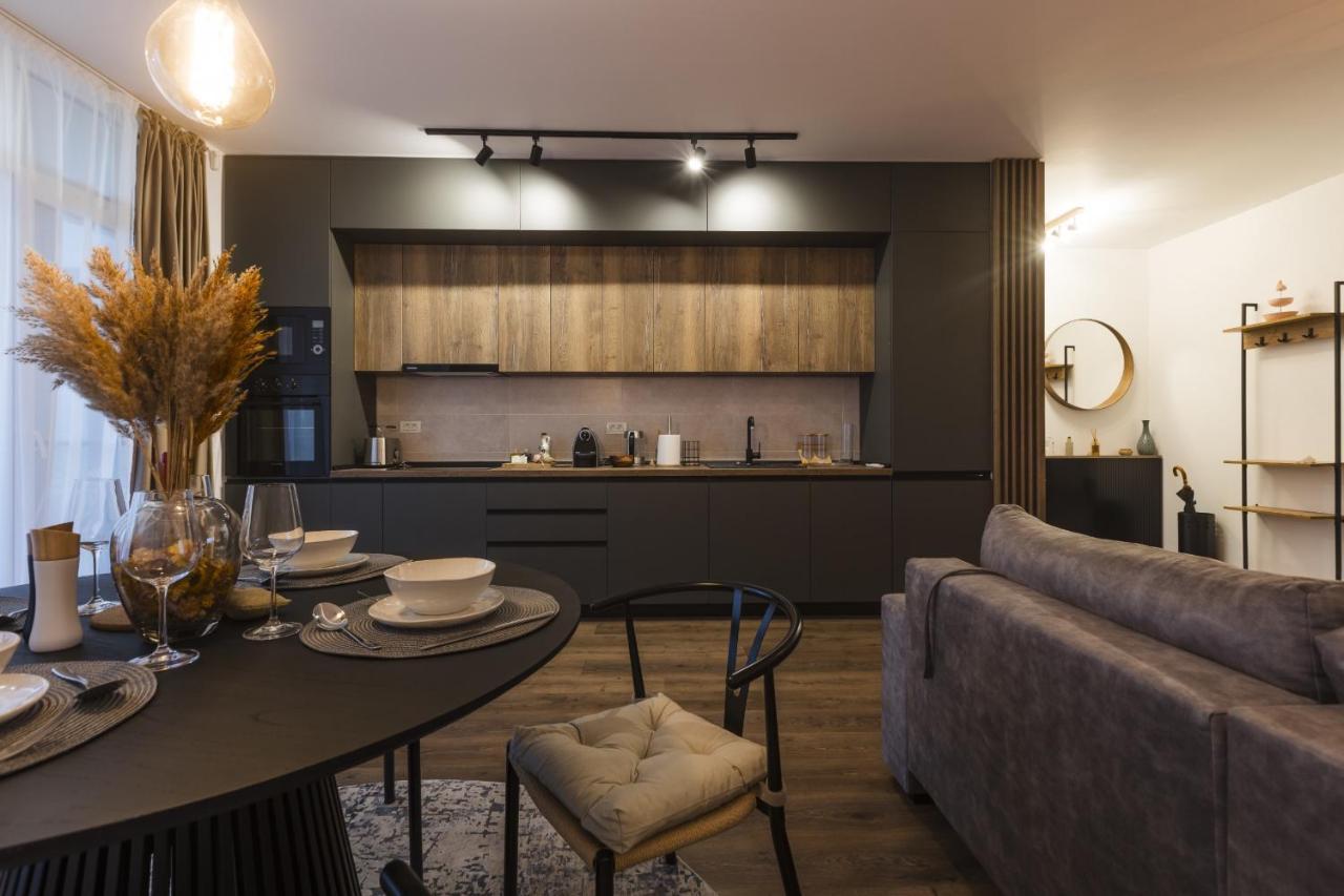 Apartment Near Iulius Mall With Balcony & Private Parking ทิมิชัวรา ภายนอก รูปภาพ