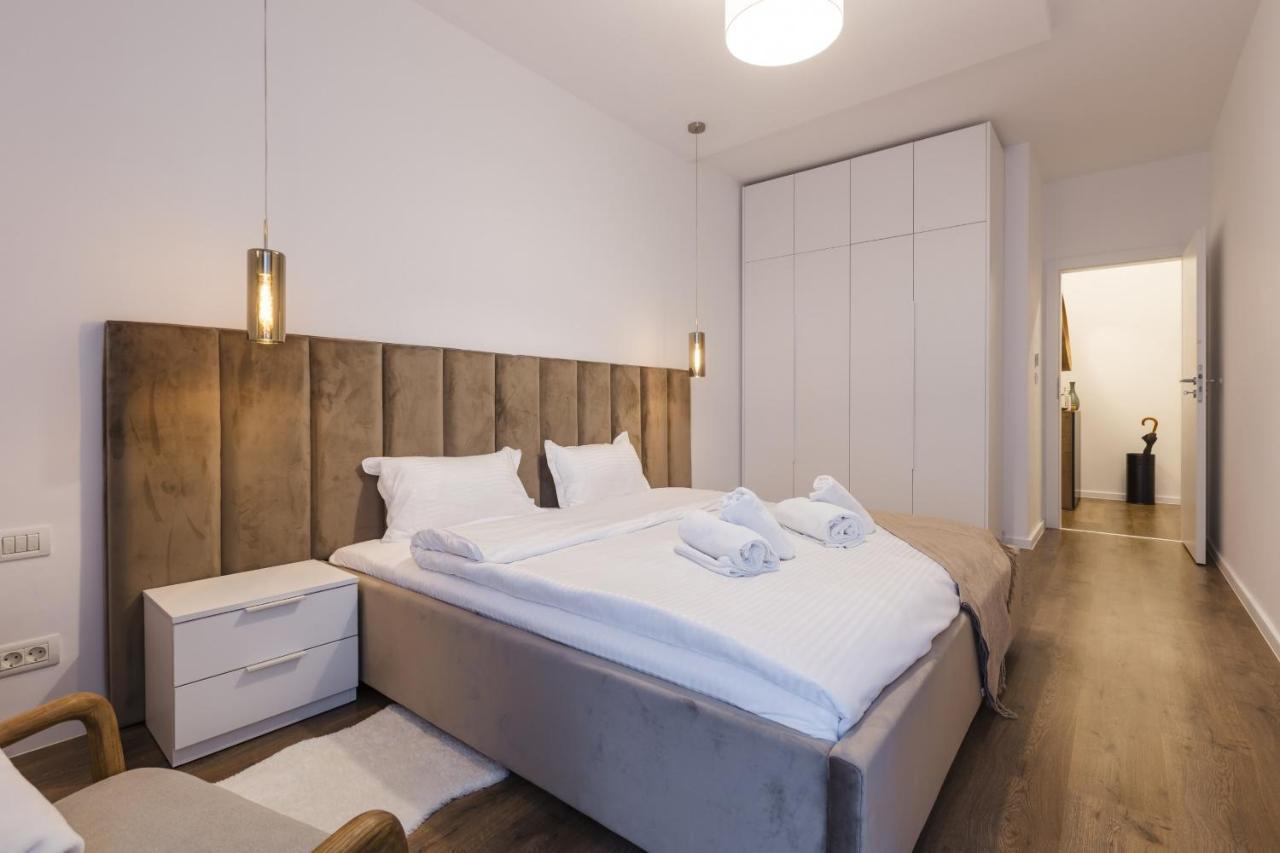 Apartment Near Iulius Mall With Balcony & Private Parking ทิมิชัวรา ภายนอก รูปภาพ