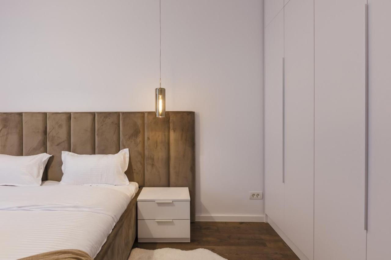 Apartment Near Iulius Mall With Balcony & Private Parking ทิมิชัวรา ภายนอก รูปภาพ